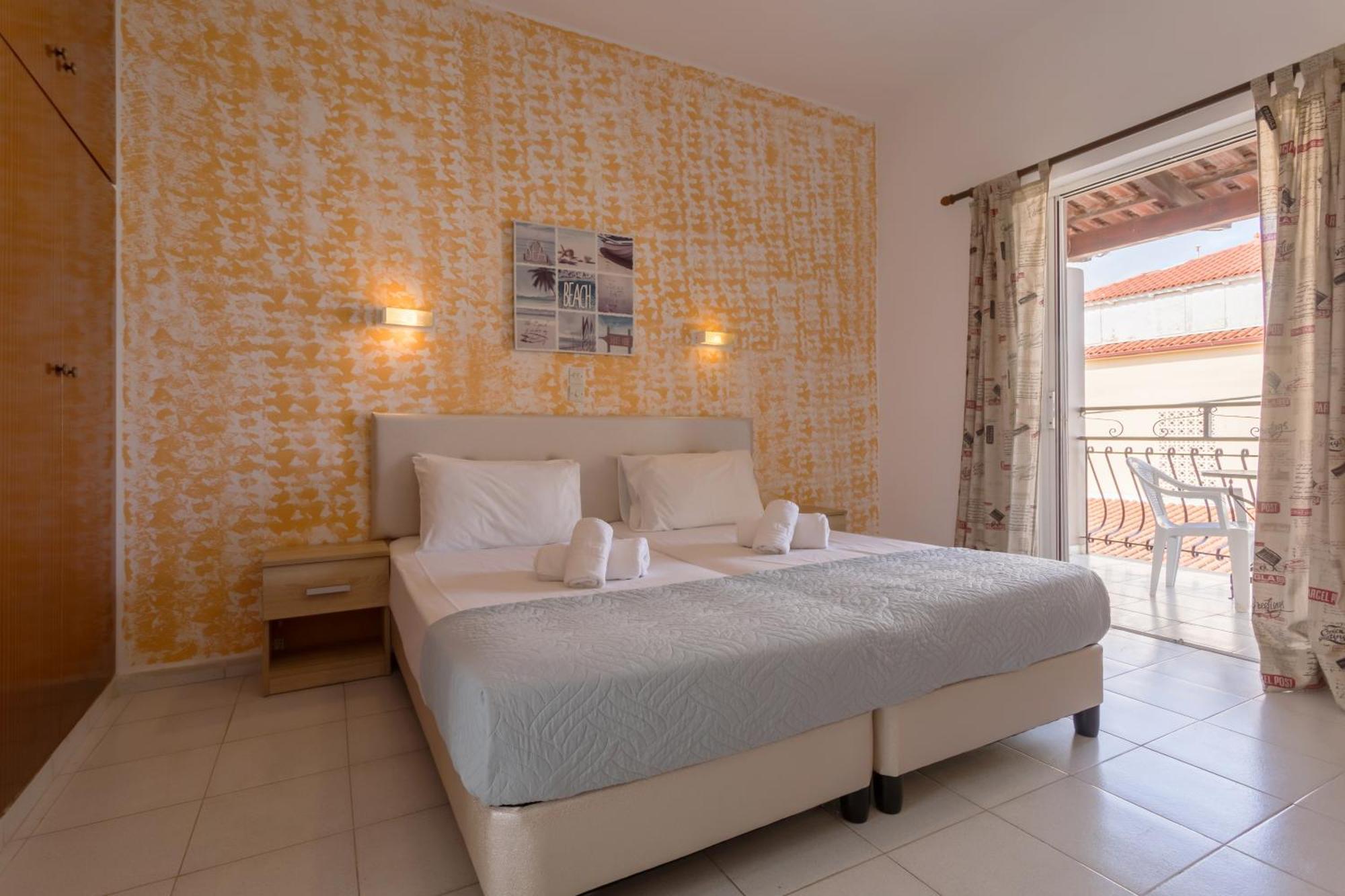 Holidays Studios & Apartments Laganas Exterior photo